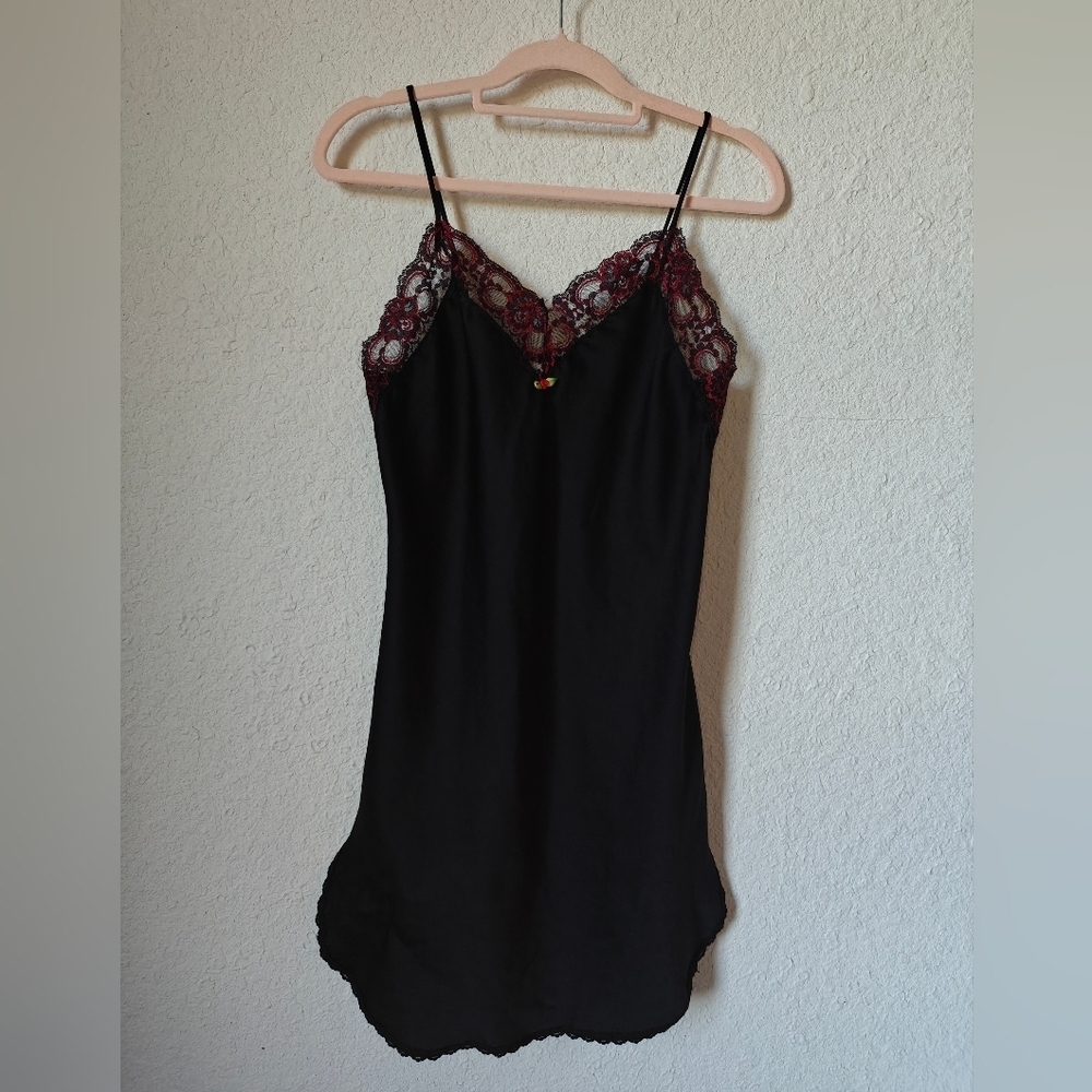 Women's Nighty/Slip/Lingerie